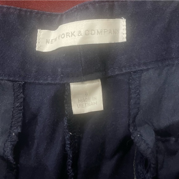 Shortd - Picture 3 of 3